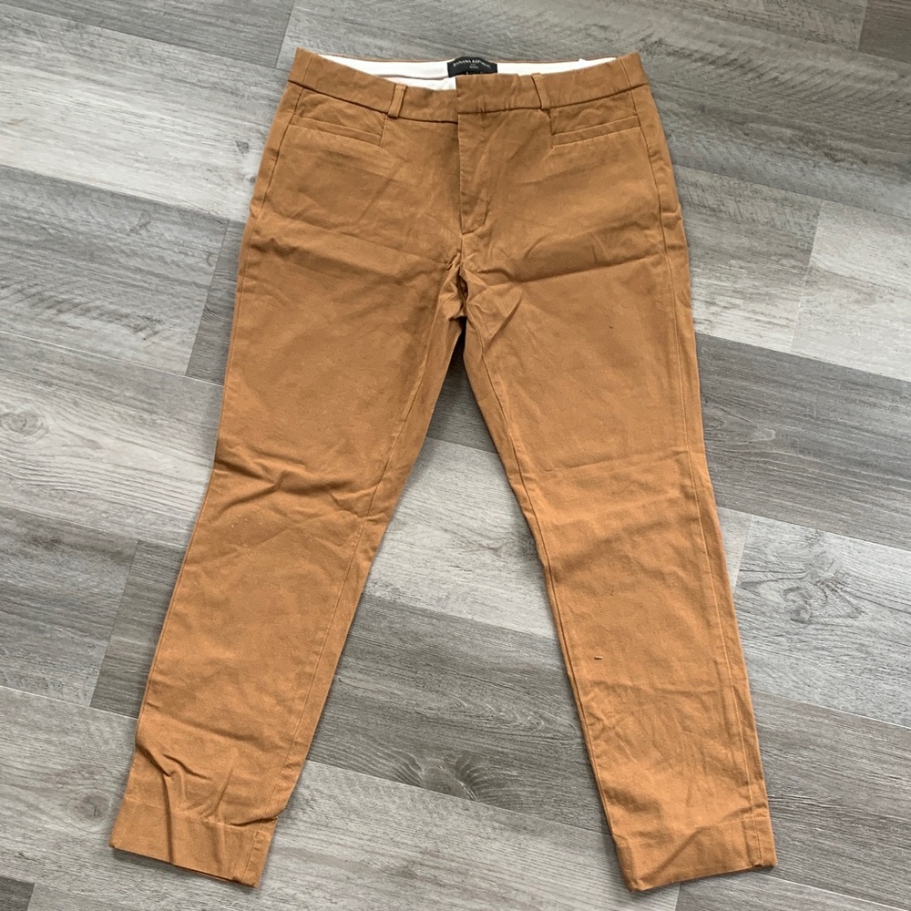 Banana Republic Sloan Straight Leg Pants in Caramel